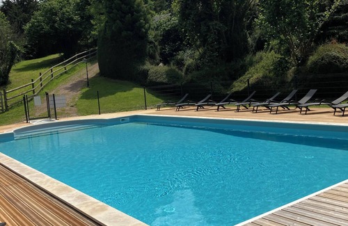 Auquainville Chalet De Ski | Chalet-gîte 8 pers.Normandie Piscine Chauffée de Mi-Mai à Septembre