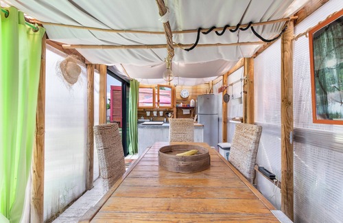 Le Grau-dʼAgde Maison | Gite La Cabane Du Sud avec 2 terrasses privées, jardin privé et Wi-Fi