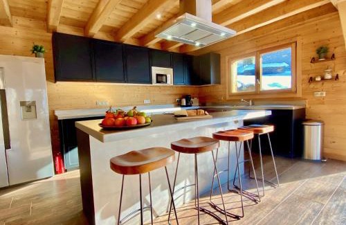Morzine Maison | Chalet Gouter- Great central location with Jacuzzi