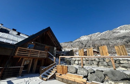Abondance Chalet De Ski | Chalet 'Grand Cru 14 Pers' avec vue sur la montagne, terrasse privée et Wi-Fi