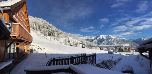 Pra Loup Hôtel | Chalet Hôtel Les Blancs
