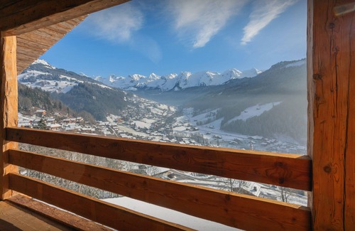 Le Grand-Bornand Chalet De Ski | Chalet Happyview - séjour de luxe pour 23, piscine et sauna - OVO Network