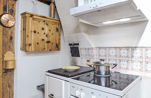 Innertkirchen Maison | Chalet Heidi by Interhome
