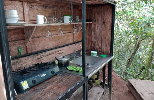 El Carmen de Viboral Cabine | Chalet HIDDEN Access to the Rio Cristalino/Fireplace/Hammocks