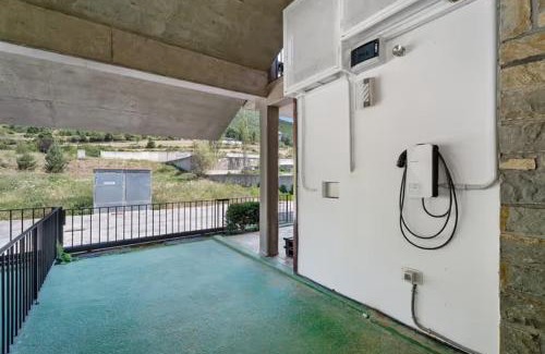 Gavin Maison | Chalet Hot tub EVcharger Formigal 30min BBQ