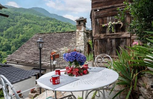 Bognanco Chalet De Ski | Chalet Il Gianlupo Grigio by Interhome
