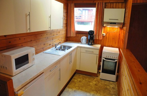 Heure Maison | Chalet confortable en bois, terrasse