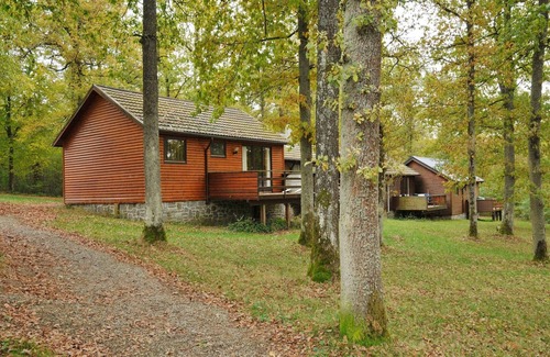 Heure Maison | Chalet confortable en bois, terrasse