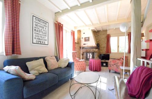 Gembes Chalet De Ski | Chalet in Bièvre for 9 Person