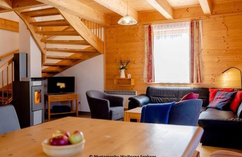 Frantschach-Sankt Gertraud Maison | Chalet in Carinthia with Sauna near Ski Slopes