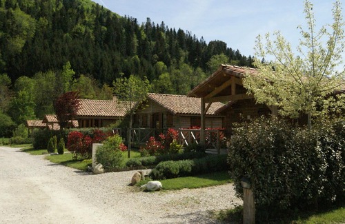 Fougax-et-Barrineuf Chalet De Ski | Chalet in the middle of the Pyrenees