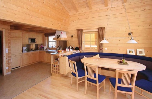 Konigsleiten Chalet De Ski | Chalet, Königsleiten