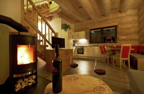 Ladis Chalet De Ski | Cosy, chalet en bois moderne du Canada