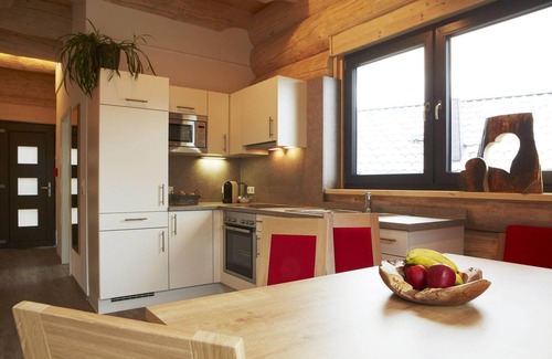 Ladis Chalet De Ski | Cosy, chalet en bois moderne du Canada