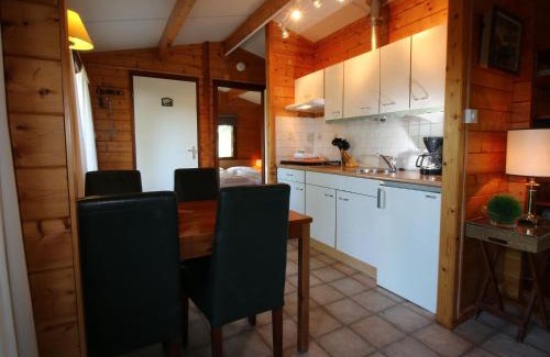 Ootmarsum Chalet De Ski | Chalet in Netherlands with Private Garden
