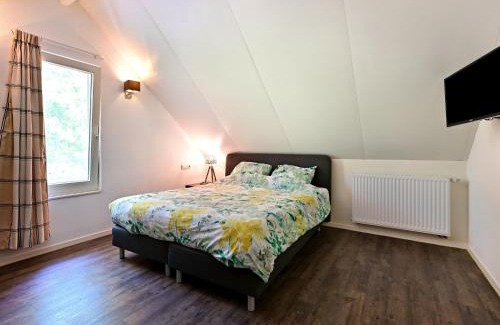 Reutum Maison | Chalet in Reutum with Sauna and Nature