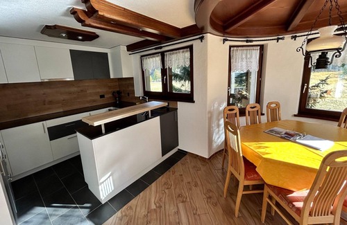 Saas Grund Appartement | Chalet avec 2 appartements dans les alpages.