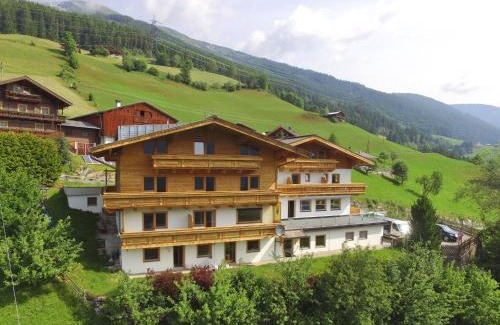 Wald im Pinzgau Chalet De Ski | Chalet in Wald near Zillertal Arena