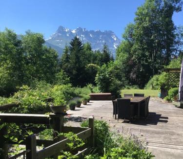 Troistorrents Lit Et Petit-Déjeuner | Chalet Ingas