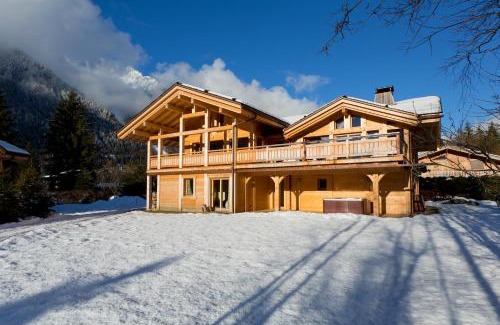 Les Praz-de-Chamonix Chalet De Ski | Chalet Isabelle Mountain lodge 5 star 5 bedroom en suite sauna jacuzzi
