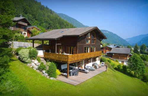 La Cote-d'Arbroz Chalet De Ski | Chalet Isla de Lux - OVO Network
