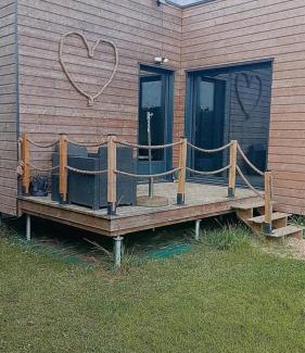 Aillas Chalet De Ski | Chalet jacuzzi