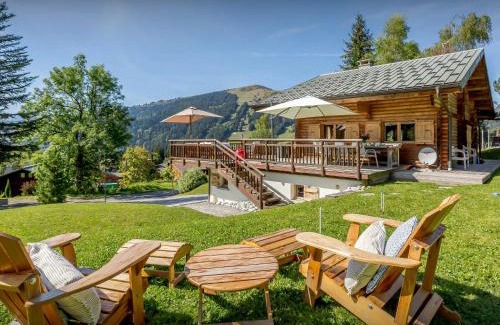 Les Gets Chalet De Ski | Chalet Joux Verte - OVO Network