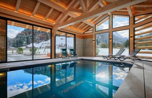 Thones Chalet De Ski | Chalet Julena - OVO Network