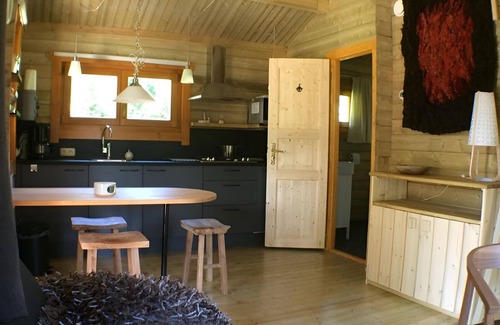 Zoutkamp Chalet De Ski | Chalet Kwikstaart on small-scale nature campsite 't Ol Gat