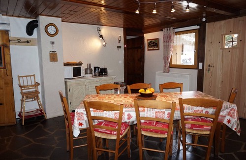 Les Prodains Chalet De Ski | Chalet L'Ancetre - Les prix indiqués sont sur une base indépendante.