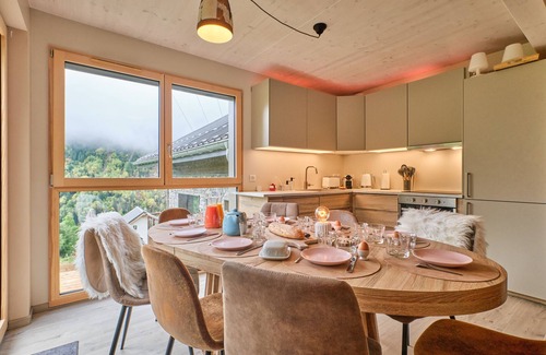 Venosc Chalet De Ski | Chalet "L'Ecrin De Venosc" avec vue sur la montagne, terrasse privée et Wi-Fi