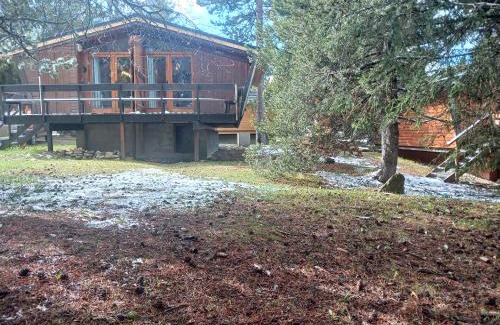 Pyrenees 2000 Chalet De Ski | Chalet l'Epicéa cosy T3 avec terrasse & jardin à 5 min à pied des pistes P2000