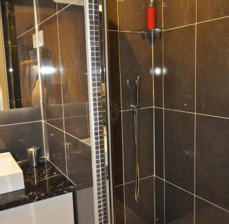 Le Bourg-d'Oisans Appartement | Chalet la Cachette Cyclists & Skiers