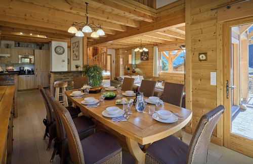 La Giettaz Chalet De Ski | Chalet La Canopée - séjour 10p dans les Aravis avec spa - OVO Network