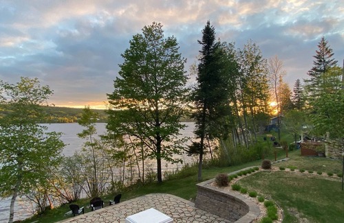 Pohenegamook Chalet De Ski | Chalet La Chaumière sur le lac