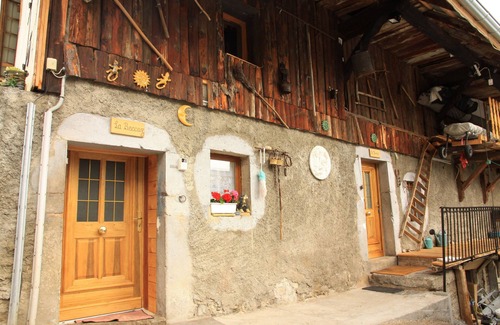 Montmin Appartement | Chalet la Tournette Gite la Beccaz 80m2 au Premier Étage