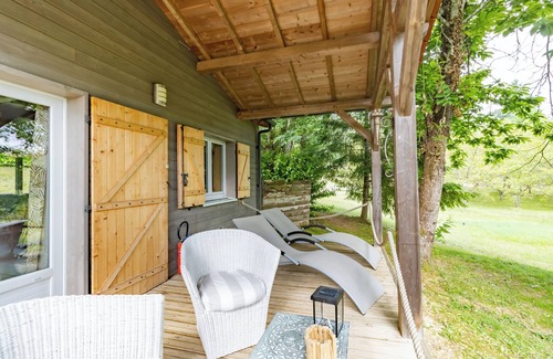 Saint-Cybranet Maison | Chalet La Truffe – Romantic with private spa, terrace, garden, breakfast & air conditioning