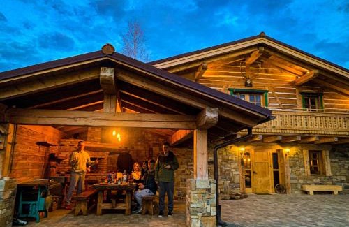 Yasinia Maison | Chalet Laitner