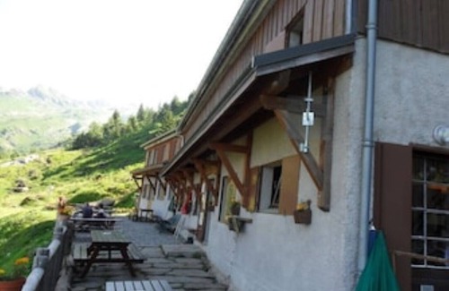 La Riviere-Enverse Chalet De Ski | Chalet Le Cochon Noir independant chalet 3km de Morillon telecabine, belle vue