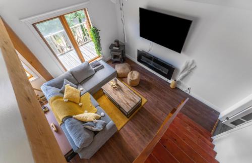 Saint-Calixte Chalet De Ski | Chalet Le Cozy hot tub Lakeview beach access full of near by activities
