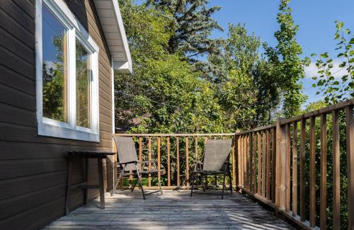 Saint-Calixte Chalet De Ski | Chalet Le Cozy hot tub Lakeview beach access full of near by activities