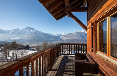 Ollon Maison | Chalet Le Hameau by Interhome