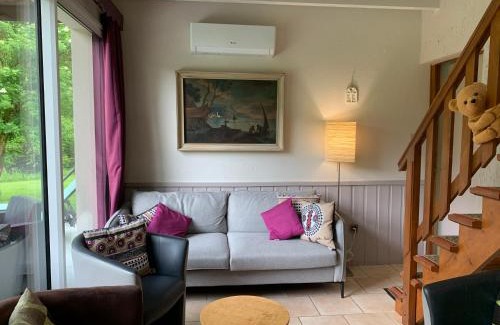 Nans-sous-Sainte-Anne Maison | Chalet le Miroir du Lison Franche Comte