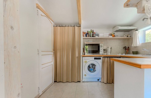Saint-Auban Appartement | Chalet 'Le Nid Douillet Havre De Paix' avec vue sur la montagne, jardin partagé et Wi-Fi