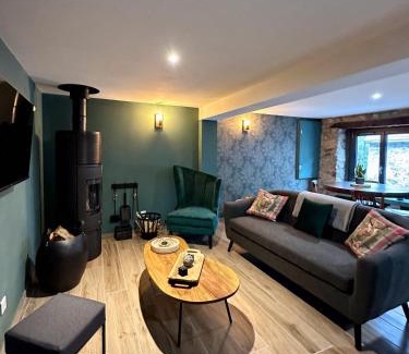 Boutx Chalet De Ski | Chalet Le René-Sens - 5 pers - Grande terrasse - bain nordique SPA - Piscine