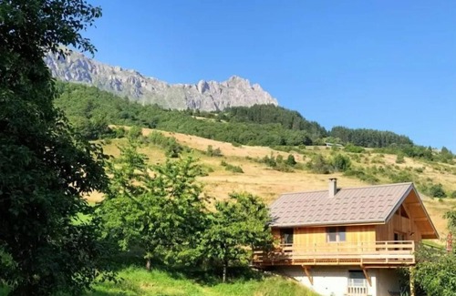 Chorges Chalet De Ski | Chalet Les Pénates