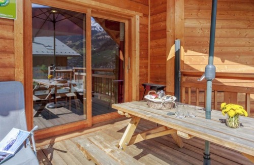 Beaufort Chalet De Ski | Chalet 'Les Tarines 2' with Mountain View, Private Terrace and Wi-Fi