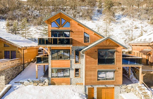 Pra Loup Chalet De Ski | Chalet Lumière : Prestige pour 16 personnes, proche télécabine à Pra Loup, lits faits, WiFi inclus