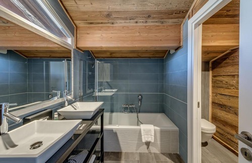 Les Boisses Chalet De Ski | Chalet Merveilles by Les Etincelles