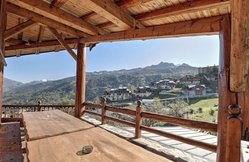 Montchavin Chalet De Ski | Chalet Mont Blanc, traditionnel et chaleureux au cœur de Paradiski